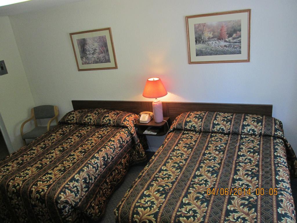 Evening Star Motel Greenwood Phòng bức ảnh